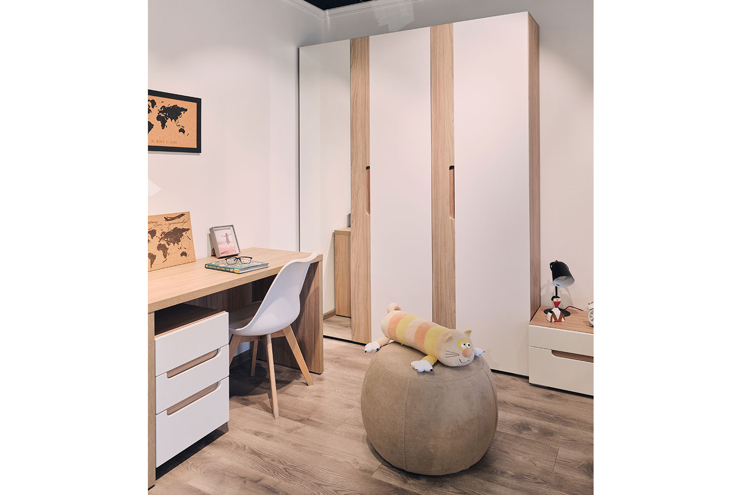 Пуфы - изображение №9 "Пуф Анри"  на www.Angstrem-mebel.ru