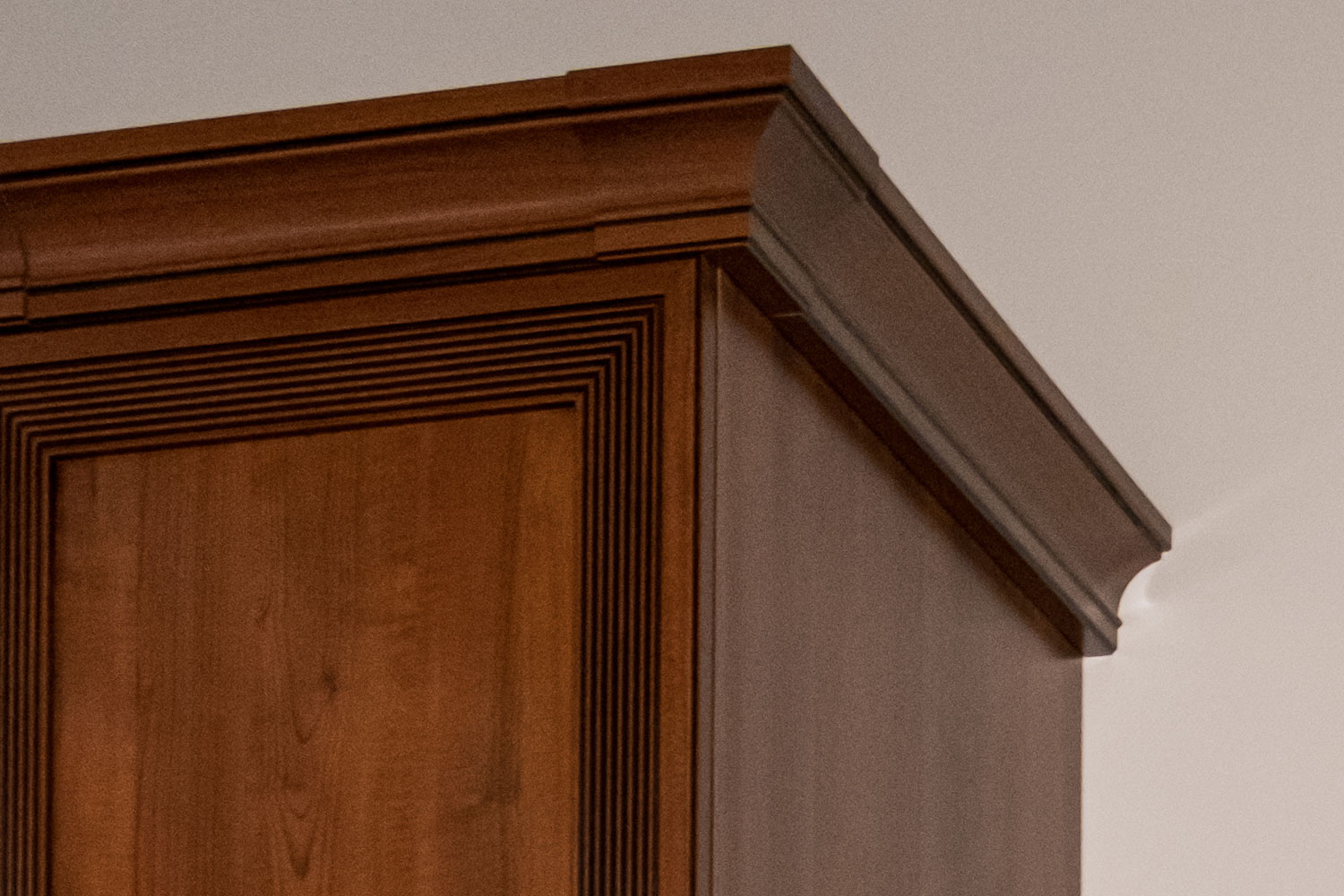 Распашные шкафы - изображение №9 "Шкаф Адажио"  на www.Angstrem-mebel.ru