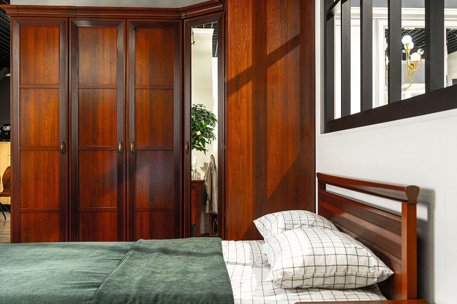 Распашные шкафы - изображение №4 "Шкаф Адажио"  на www.Angstrem-mebel.ru