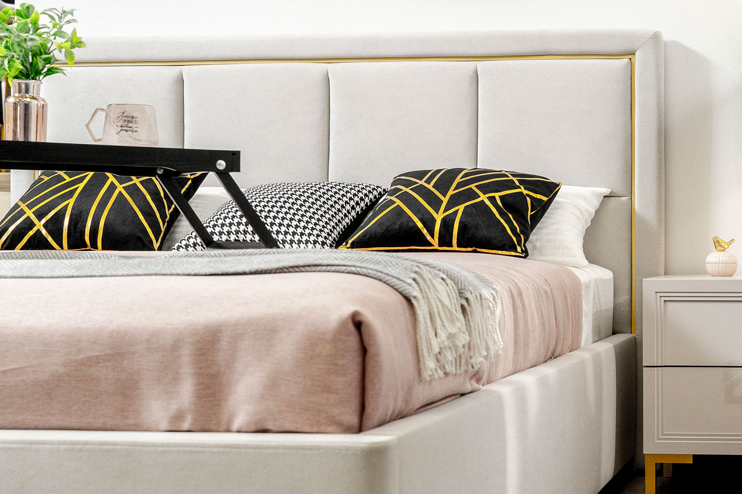 Двуспальные кровати - изображение №13 "Кровать Дольче 140 х 200 см, с подъемным механизмом"  на www.Angstrem-mebel.ru